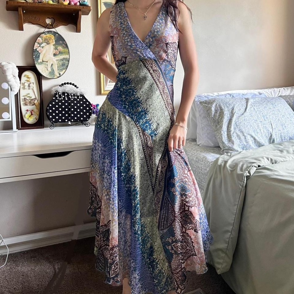 2000s Dressbarn Boho MultiPatterned Flowy Dress